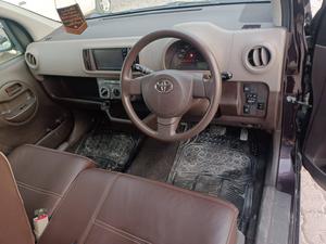 Toyota Passo + Hana 1.0 2014 for Sale in Peshawar
