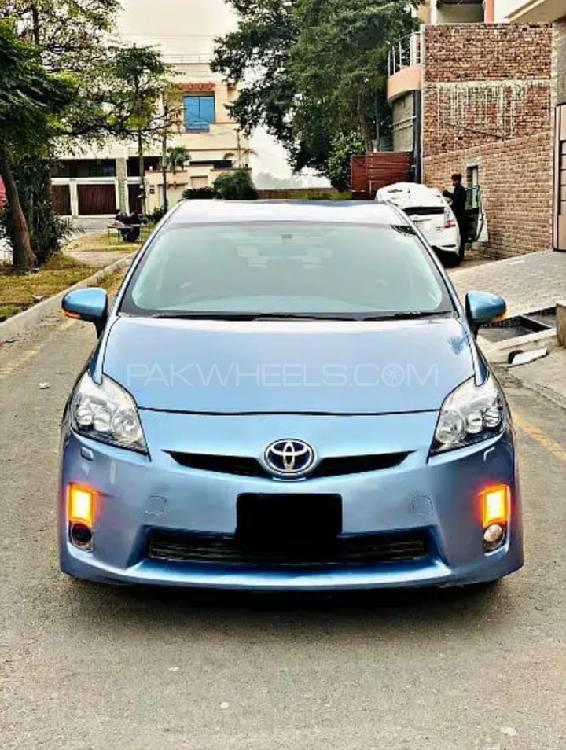 Toyota Prius 2011 for Sale in Peshawar Image-1