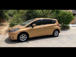 Nissan Note MEDALIST 2018 for Sale in Lahore