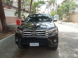 Toyota Hilux Revo V Automatic 2.8 2020 for Sale in Karachi
