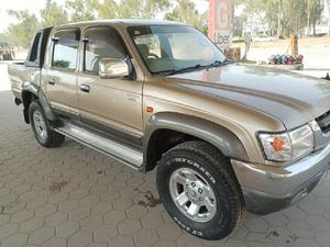 Toyota Hilux Tiger 2002 for Sale in Islamabad