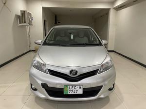 Toyota Vitz F Limited 1.0 2013 for Sale in Peshawar