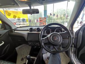 Suzuki Swift GL Manual 2022 for Sale in Bahawalpur