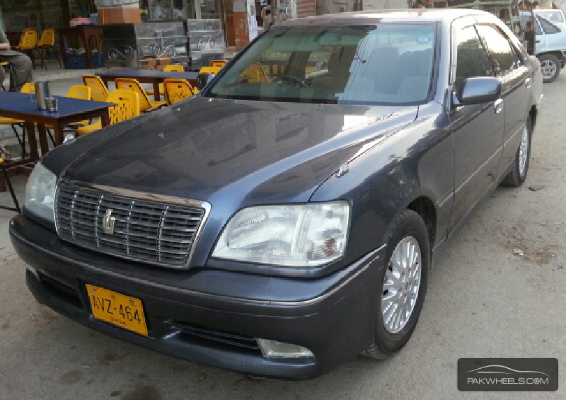 Toyota Crown 2001 for Sale in Karachi Image-1