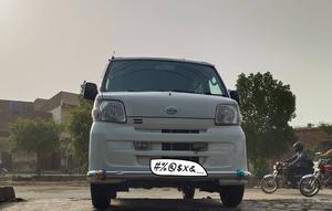 Daihatsu Hijet 2011 for Sale in Lahore