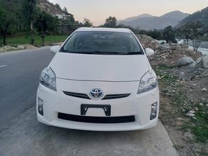 Toyota Prius G Touring Selection 1.8 2011 for Sale in Swat