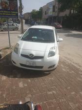 Toyota Vitz B 1.0 2009 for Sale in Lahore