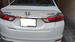 Honda Grace Hybrid EX 2014 for Sale in Lahore