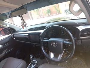 Toyota Hilux Revo V Automatic 3.0  2017 for Sale in Sargodha