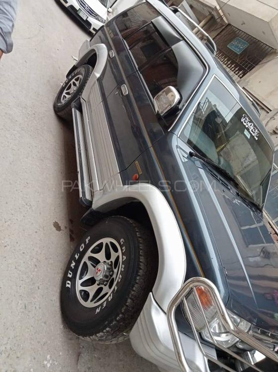 Mitsubishi Pajero 1992 for Sale in Faisalabad Image-1