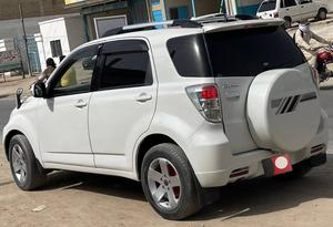 Toyota Rush G A/T 2010 for Sale in D.G.Khan