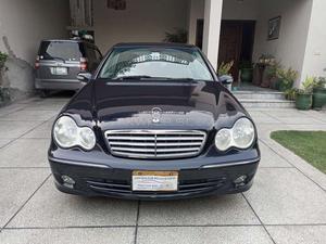 Mercedes Benz C Class C200 CDI 2005 for Sale in Lahore