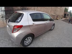 Toyota Vitz F 1.0 2012 for Sale in Kohat