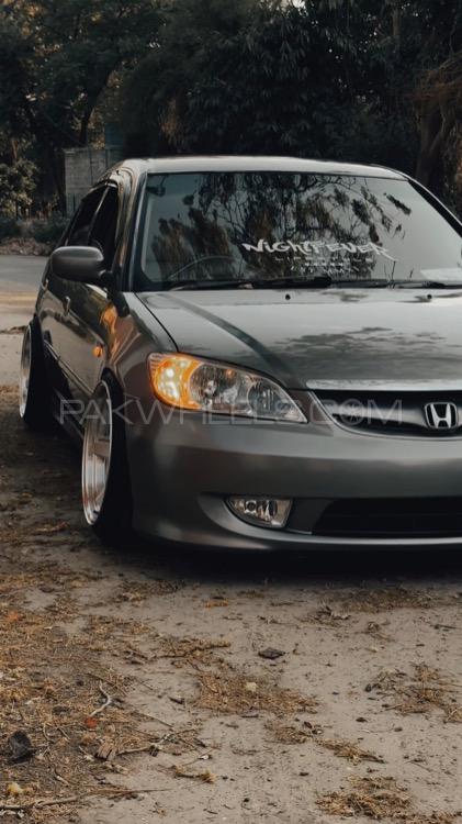 Honda Civic - 2005 Night crawler  Image-1