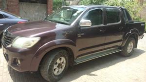 Toyota Hilux Vigo Champ G 2013 for Sale in Lahore