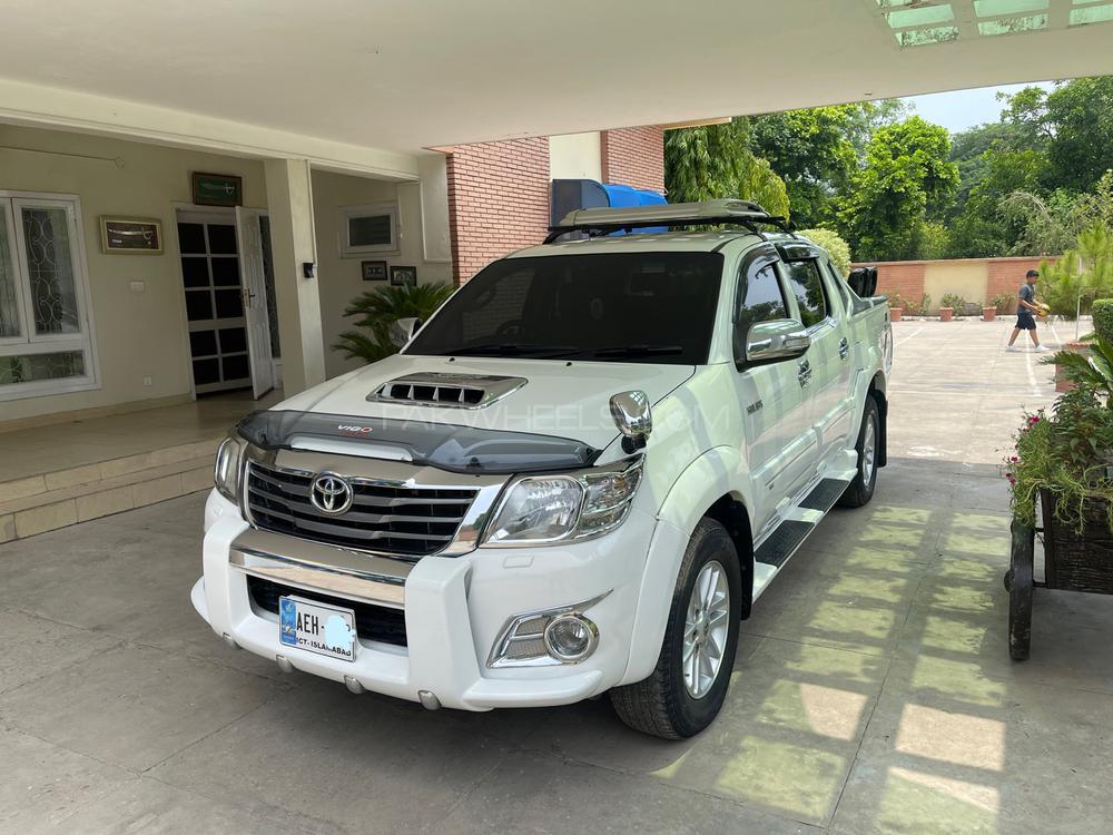 Toyota Hilux 2012 for Sale in Mirpur A.K. Image-1