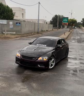 Toyota Mark X - 2010