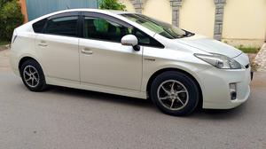 Toyota Prius G Touring Selection 1.8 2010 for Sale in Peshawar