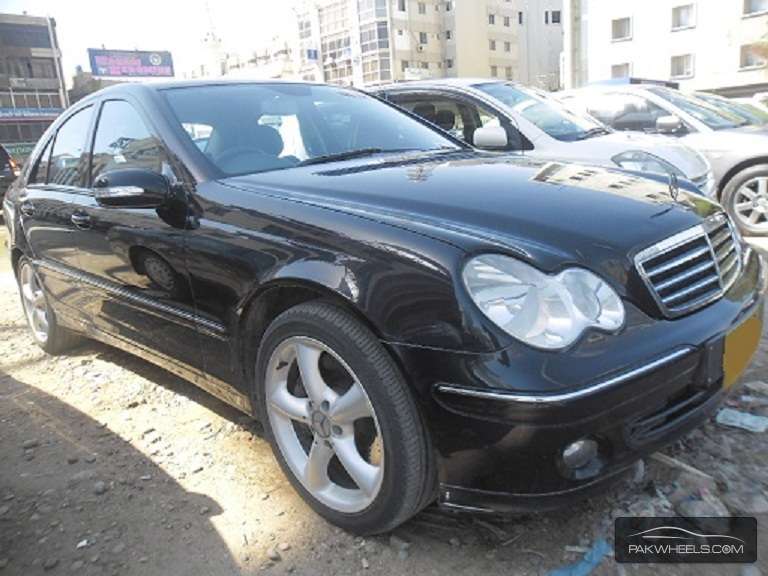 Mercedes Benz C Class 2007 for Sale in Karachi Image-1