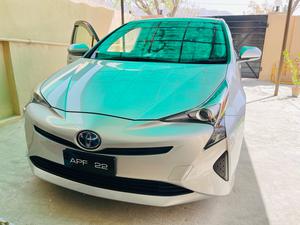 Toyota Prius S Touring Selection 2018 for Sale in Quetta