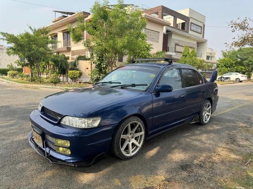 Toyota Corolla - 2002