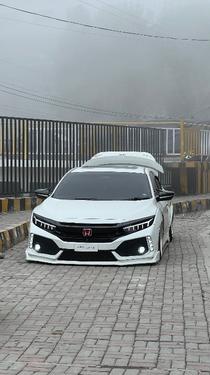 ہونڈا سوک - 2018