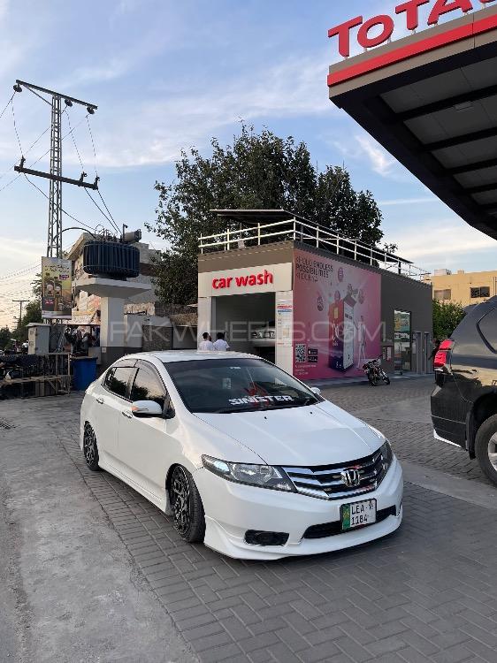 ہونڈا سٹی - 2016 Queen  Image-1