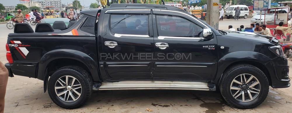 Toyota Hilux 2005 for Sale in Islamabad Toyota Hilux 2005 for Sale in Islamabad Image-17