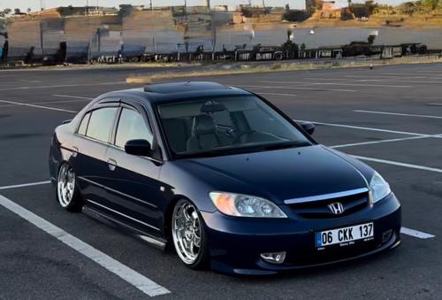 Honda Civic - 2005