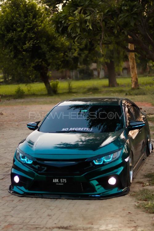 Honda Civic - 2017 Team: No Regrets  Image-1