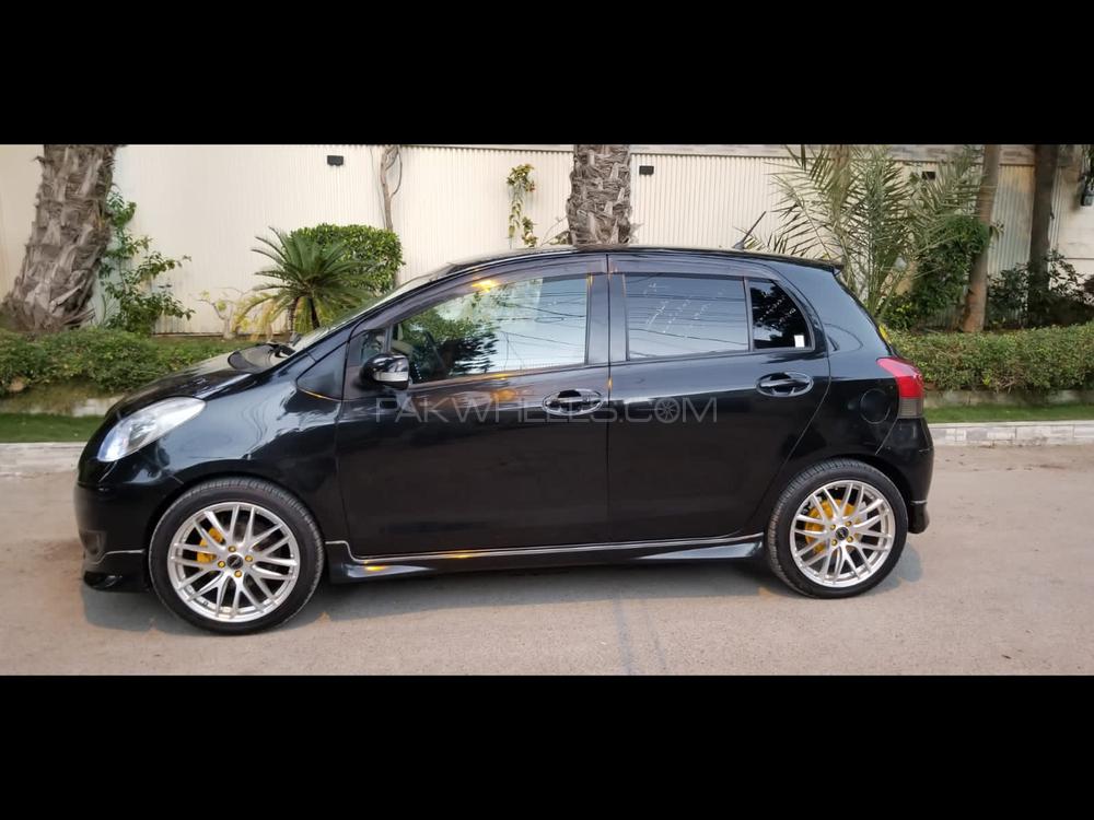 Toyota Vitz 2008 for Sale in Quetta Image-1