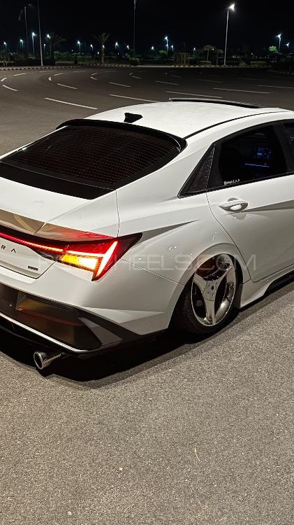 Hyundai Elantra - 2025 Nora fateh Image-1