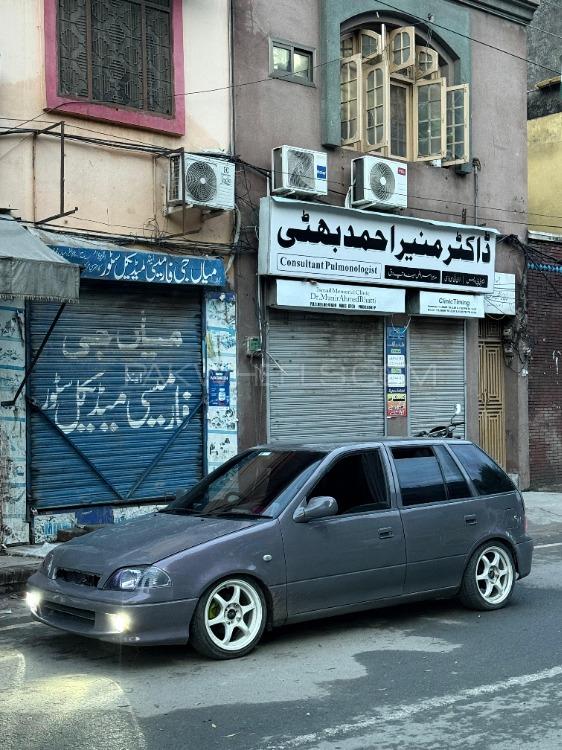 Suzuki Cultus - 2000 Cultus Image-1
