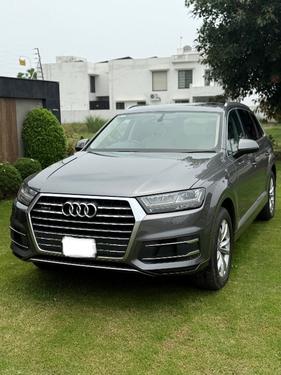 Audi Q7 - 2016