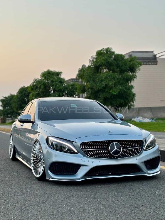مرسڈیز بینز سی کلاس - 2020 Merc 180 Image-1