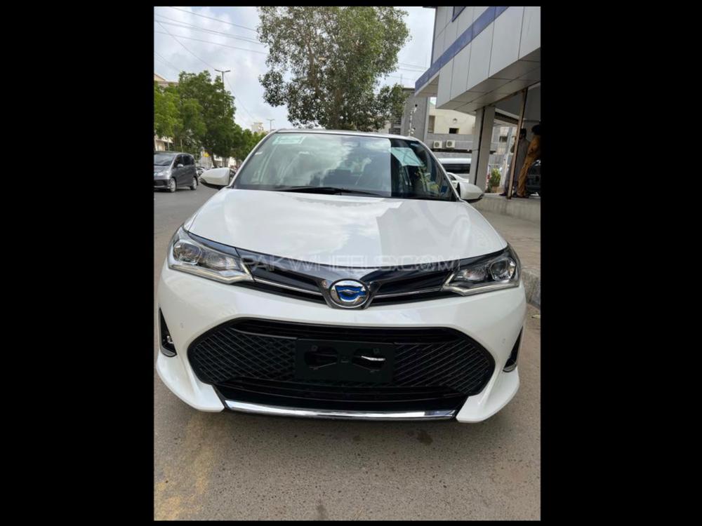 Toyota Corolla Axio 2019 for Sale in Karachi Image-1