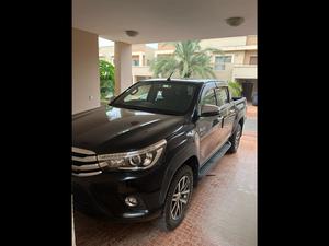 Toyota Hilux Revo V Automatic 2.8 2019 for Sale in Karachi