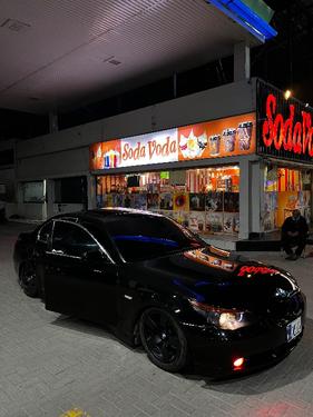 بی ایم ڈبلیو 5 سیریز - 2004