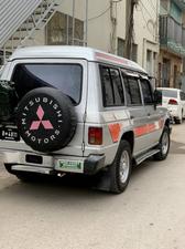 Mitsubishi Pajero Exceed 2.5D 1987 for Sale in Peshawar