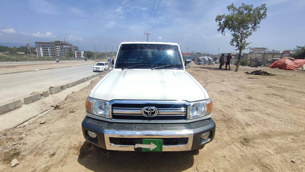 Toyota Land Cruiser 2007 for Sale in Islamabad Image-1