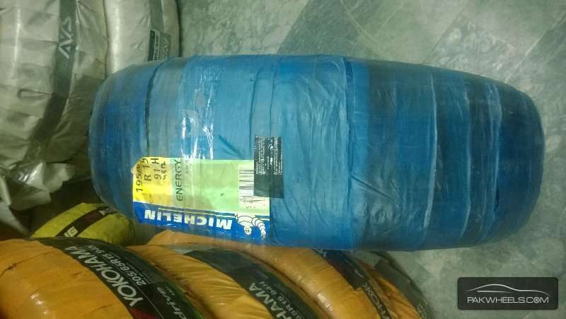 Michelin 195/65 R15 brand new tyres each 8000/- Image-1