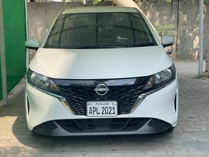 Nissan Note 1.2E 2021 for Sale in Peshawar