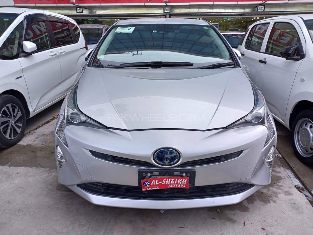 Toyota Prius S 2018 for sale in Islamabad PakWheels