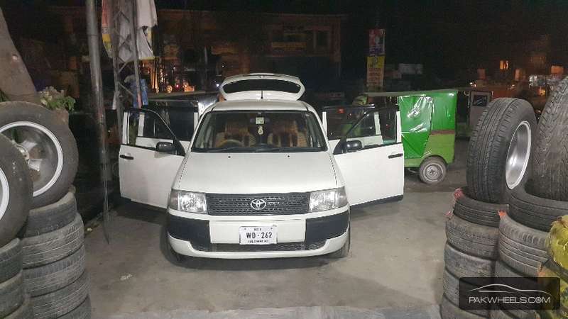 Toyota Probox 2008 for Sale in Islamabad Image-1