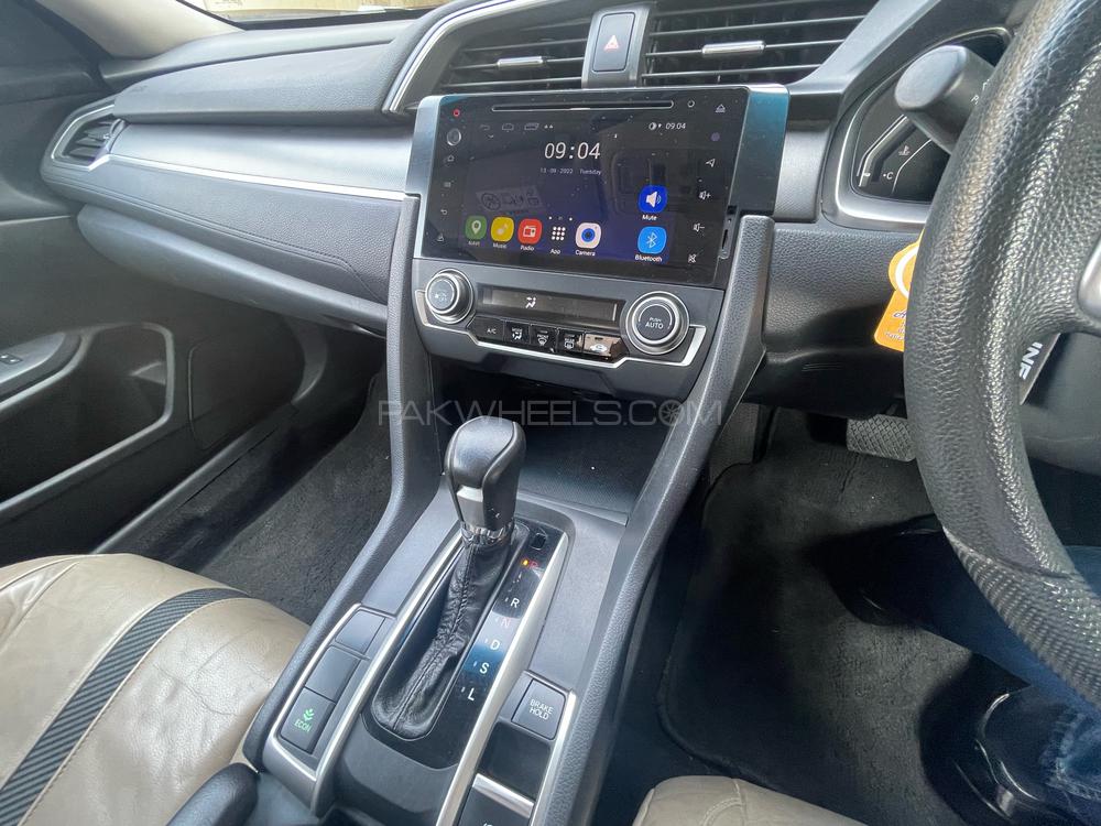Honda Civic 2017 for Sale in Gujranwala Honda Civic 2017 for Sale in Gujranwala Image-4