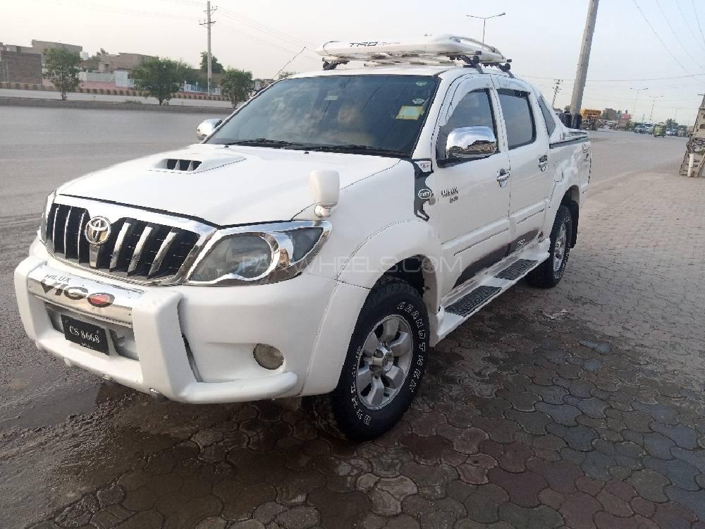 Toyota Hilux 2007 for Sale in Peshawar Image-1