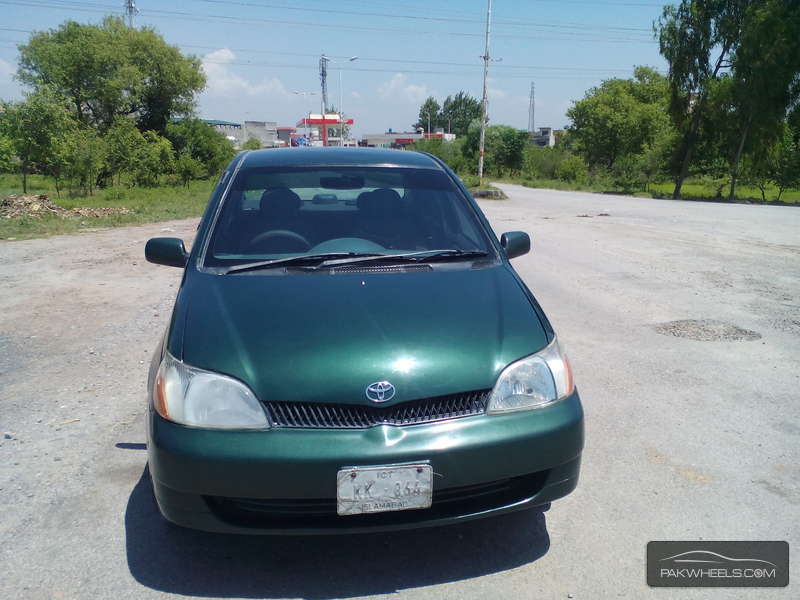 Toyota Platz 1999 for Sale in Islamabad Image-1