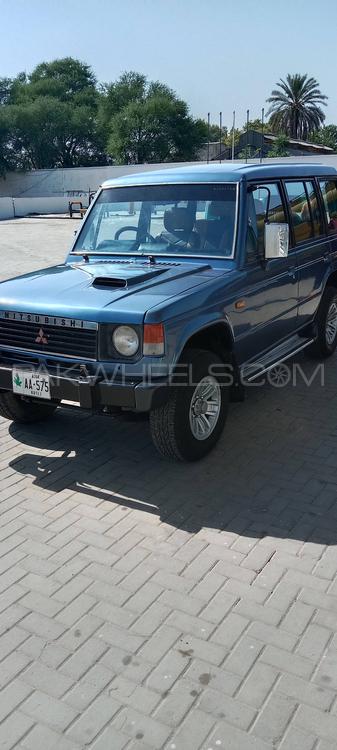 Mitsubishi Shogun 1992 for sale in Gujrat | PakWheels