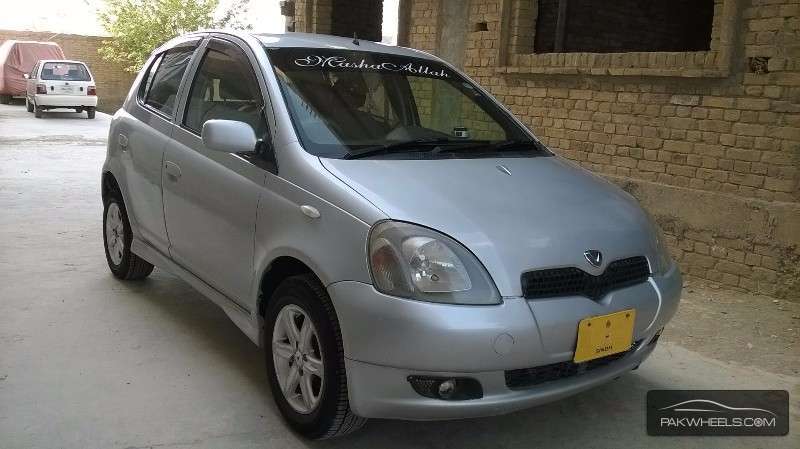 Toyota Vitz 1999 for Sale in Quetta Image-1