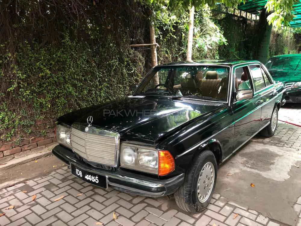 Mercedes Benz 250 D 1979 for sale in Lahore | PakWheels